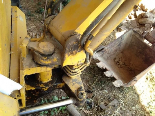 ขายแบคโฮ KOMATSU PC 40-5 ราคานี้มาไม่บ่อยนัก