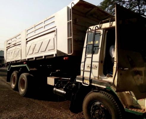 สิบล้อ มิตซู ไอ้หลง FN527 TD28&times;&times;&times; 6D16-195โบว์ 2เพา เกียร์10สปีส ดั้มสามมิต สภาพดีสวยเดิมๆพร้อมใช้งาน ทะเบียนพร้อมโอน ราคา 735,000บ ครับ