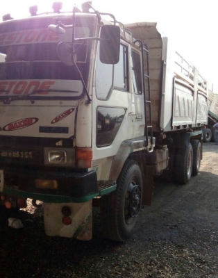 สิบล้อ มิตซู ไอ้หลง FN527 TD28&times;&times;&times; 6D16-195โบว์ 2เพา เกียร์10สปีส ดั้มสามมิต สภาพดีสวยเดิมๆพร้อมใช้งาน ทะเบียนพร้อมโอน ราคา 735,000บ ครับ