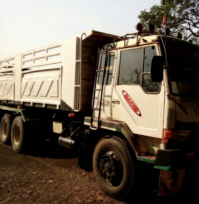 สิบล้อ มิตซู ไอ้หลง FN527 TD28&times;&times;&times; 6D16-195โบว์ 2เพา เกียร์10สปีส ดั้มสามมิต สภาพดีสวยเดิมๆพร้อมใช้งาน ทะเบียนพร้อมโอน ราคา 735,000บ ครับ