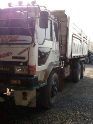 สิบล้อ มิตซู ไอ้หลง FN527 TD28&times;&times;&times; 6D16-195โบว์ 2เพา เกียร์10สปีส ดั้มสามมิต สภาพดีสวยเดิมๆพร้อมใช้งาน ทะเบียนพร้อมโอน ราคา 735,000บ ครับ