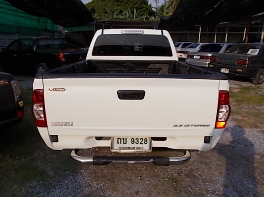 ISUZU SPACECAB, 2.5 SX D-MAX platinum ISUZU SPACECAB, 2.5 SX D-MAX platinum