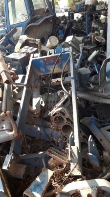 ขาย ชุดยกหน้ารถไถฟอด เก่านอกติดรถมา