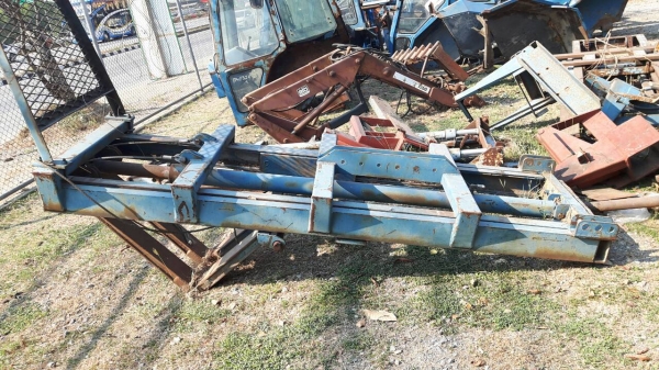 ขาย ลิฟติดรถไถ มาจากนอกแท้  ติดตั้งใช้ได้เลย