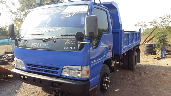 ขายหกล้อดั้มพ์ NPR-130 แรงม้า แอร์เย็น เพาเวอร์ ดั้มสามมิตร มีสโลว์ สภาพสวยพร้อมใช้