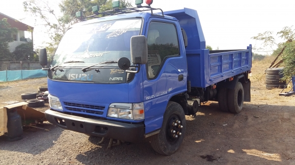 ขายหกล้อดั้มพ์ NPR-130 แรงม้า แอร์เย็น เพาเวอร์ ดั้มสามมิตร มีสโลว์ สภาพสวยพร้อมใช้