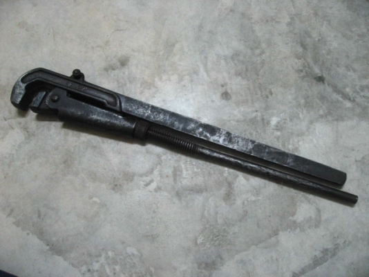 ประแจจับแป๊ปจับท่อ งานเก่า รัสเซีย