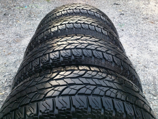 ขายยาง YOKOHAMA A/T 265/70R16 ยางสัปดาห์ที่16ปี14 ดอกยางเต็มหนาสดไม่แตกลายไม่ร้าวไม่มีปะสวยๆ จำนวน 1 ชุด 6800 ขายยาง YOKOHAMA A/T 265/70R16 ยางสัปดาห์ที่16ปี14 ดอกยางเต็มหนาสดไม่แตกลายไม่ร้าวไม่มีปะสวยๆ จำนวน 1 ชุด 6800
