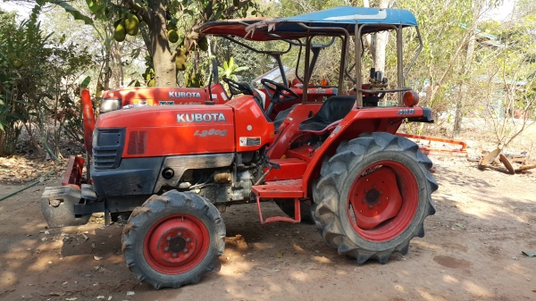 รถไถ28แรง