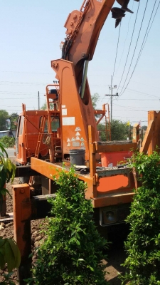 อีซุซุร๊อคกี้175+เเท่นเจาะ706.สภาพสวยพร้อมใช้ครับ...