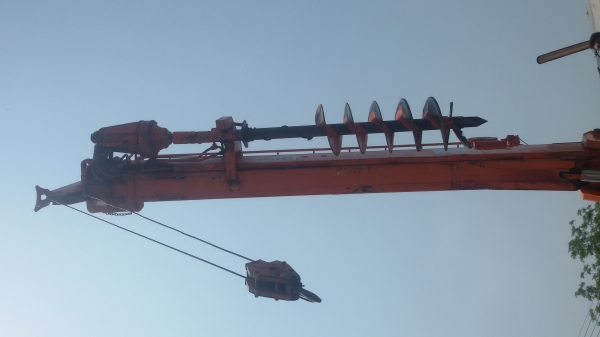 อีซุซุร๊อคกี้175+เเท่นเจาะ706.สภาพสวยพร้อมใช้ครับ...