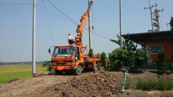 อีซุซุร๊อคกี้175+เเท่นเจาะ706.สภาพสวยพร้อมใช้ครับ...