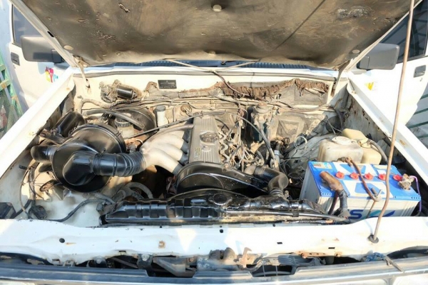 ขายคับ   MITSUBISHI  L200   ปี1993  ไม่เวอร์  เครื่องดี ช่วงล่างดี  เเชสซีสวย    087-6835269   เล่มพร้อม