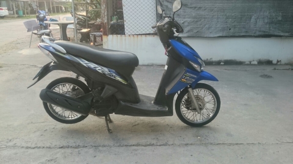 honda click เครื่องเยี่ยม พร้อมใช้งาน