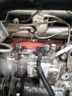 ฝากขายหัวแชสซี Isuzu GIGA 12 ล้อ 2 เพลา เครื่อง 360 แรง ปี 53 ฝากขายหัวแชสซี Isuzu GIGA 12 ล้อ 2 เพลา เครื่อง 360 แรง ปี 53