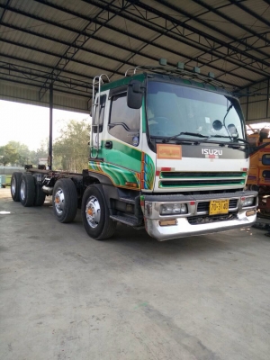 ฝากขายหัวแชสซี Isuzu GIGA 12 ล้อ 2 เพลา เครื่อง 360 แรง ปี 53