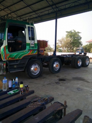 ฝากขายหัวแชสซี Isuzu GIGA 12 ล้อ 2 เพลา เครื่อง 360 แรง ปี 53 ฝากขายหัวแชสซี Isuzu GIGA 12 ล้อ 2 เพลา เครื่อง 360 แรง ปี 53