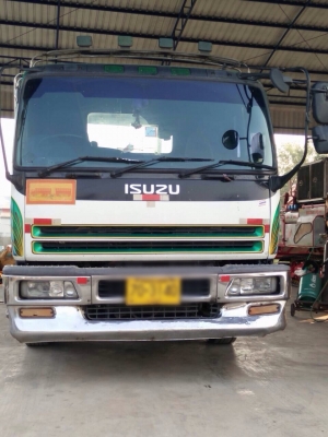 ฝากขายหัวแชสซี Isuzu GIGA 12 ล้อ 2 เพลา เครื่อง 360 แรง ปี 53 ฝากขายหัวแชสซี Isuzu GIGA 12 ล้อ 2 เพลา เครื่อง 360 แรง ปี 53
