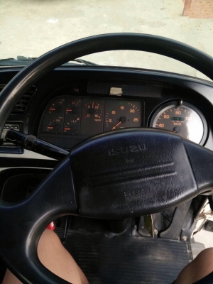 ฝากขายหัวแชสซี Isuzu GIGA 12 ล้อ 2 เพลา เครื่อง 360 แรง ปี 53 ฝากขายหัวแชสซี Isuzu GIGA 12 ล้อ 2 เพลา เครื่อง 360 แรง ปี 53