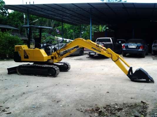 ขายด่วนรถแบ๊คโฮ KOMATSU PC30-6 กับ เทรลเลอร์ ISUZU 6 ล้อ ยกคู่ พร้อมทะเบียน ขายด่วนรถแบ๊คโฮ KOMATSU PC30-6 กับ เทรลเลอร์ ISUZU 6 ล้อ ยกคู่ พร้อมทะเบียน