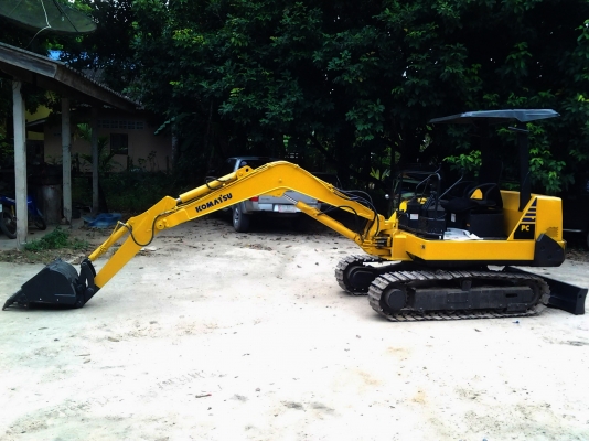 ขายด่วนรถแบ๊คโฮ KOMATSU PC30-6 กับ เทรลเลอร์ ISUZU 6 ล้อ ยกคู่ พร้อมทะเบียน ขายด่วนรถแบ๊คโฮ KOMATSU PC30-6 กับ เทรลเลอร์ ISUZU 6 ล้อ ยกคู่ พร้อมทะเบียน