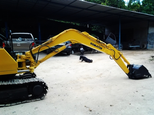 ขายด่วนรถแบ๊คโฮ KOMATSU PC30-6 กับ เทรลเลอร์ ISUZU 6 ล้อ ยกคู่ พร้อมทะเบียน ขายด่วนรถแบ๊คโฮ KOMATSU PC30-6 กับ เทรลเลอร์ ISUZU 6 ล้อ ยกคู่ พร้อมทะเบียน