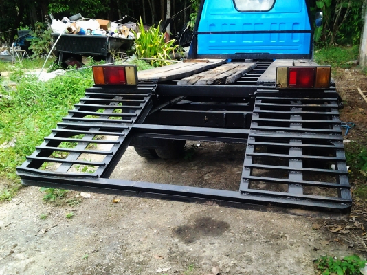 ขายด่วนรถแบ๊คโฮ KOMATSU PC30-6 กับ เทรลเลอร์ ISUZU 6 ล้อ ยกคู่ พร้อมทะเบียน ขายด่วนรถแบ๊คโฮ KOMATSU PC30-6 กับ เทรลเลอร์ ISUZU 6 ล้อ ยกคู่ พร้อมทะเบียน