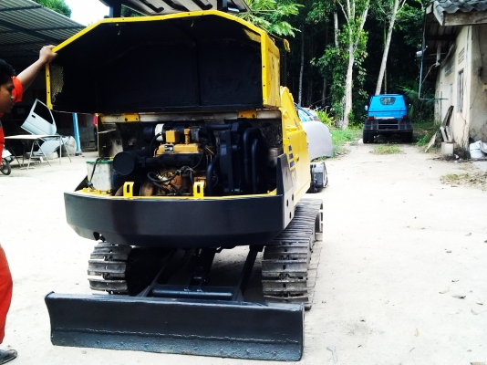 ขายด่วนรถแบ๊คโฮ KOMATSU PC30-6 กับ เทรลเลอร์ ISUZU 6 ล้อ ยกคู่ พร้อมทะเบียน ขายด่วนรถแบ๊คโฮ KOMATSU PC30-6 กับ เทรลเลอร์ ISUZU 6 ล้อ ยกคู่ พร้อมทะเบียน