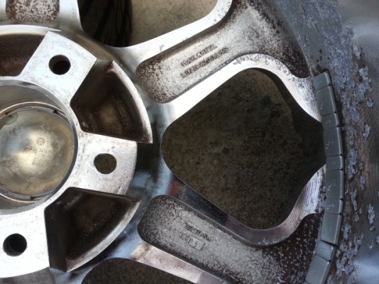 แม็ก 22" พร้อมยาง 305-40-22" 5รู  18500บาท