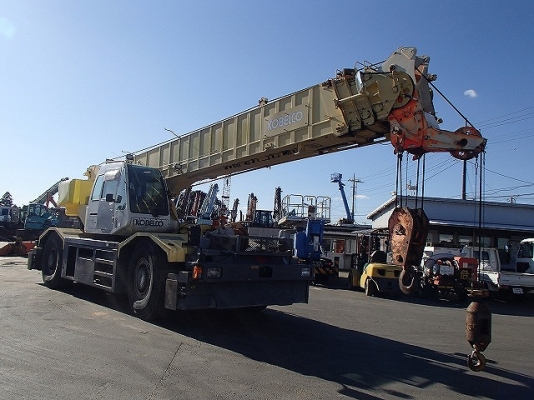 ขายเครน ROUGN TERRAIN CRANE 50 TON ขายเครน ROUGN TERRAIN CRANE 50 TON