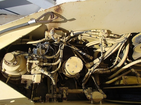 ขายเครน ROUGN TERRAIN CRANE 50 TON ขายเครน ROUGN TERRAIN CRANE 50 TON