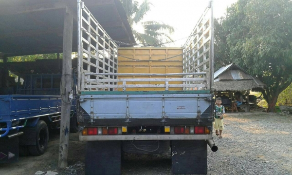 ขายรถ6ล้อ NPR120แรง ฝาขาว เครื่องดี แคชซีสวย ภายในสวย เอกสารพร้อมโอน สนใจโทร 090-8588220คุณนะ 093-3258446คุณบิว หรือเข้าดูสินค้าอื่นๆได้ที่ www.truck.in.th/498 หรือเพจFacebook ณรงค์ ซื้อขายรถมือสอง (เว็บไซต์ส่วนตัว) หรือFacebook คุณนะ รถบรรทุก