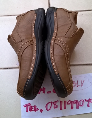 WEIERDUN รองเท้าหนังสภาพใหม่ WEIERDUN รองเท้าหนังสภาพใหม่