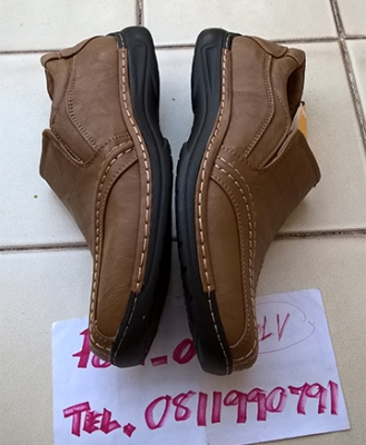 WEIERDUN รองเท้าหนังสภาพใหม่ WEIERDUN รองเท้าหนังสภาพใหม่