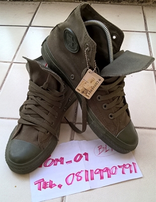 Converse หุ้มข้อสีเขียวขี้ม้า สภาพใหม่