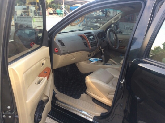 Toyota Fortuner 2.7V 2009 Toyota Fortuner 2.7V 2009