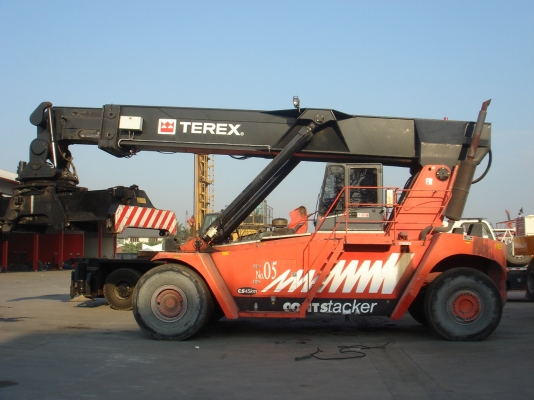 ขายรถนำเข้า TEREX REAC STACKER CS45Km