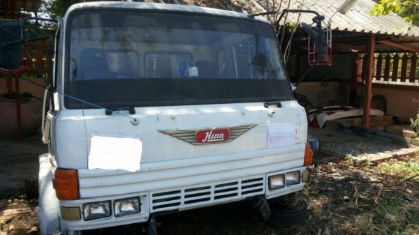 ขายด่วนครับ หัวเก๋ง 10 ล้อ HINO ISUZU MITSUBISHI ขายถูก 3 หัว