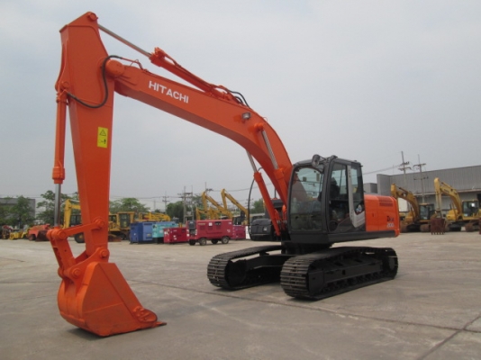 ขายรถขุด HITACHI ZX200-3