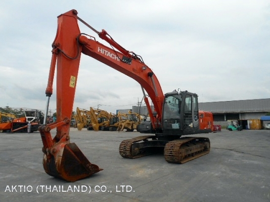 ขายรถขุด HITACHI ZX200-3