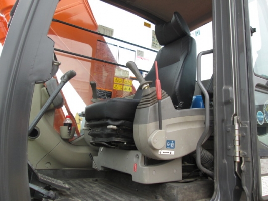 ขายรถขุด HITACHI ZX200-3