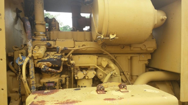 ขายรถเกรด CAT 140G ซีเรียล 9000 กว่า เอกสารเล่มทะเบียน ราคา 2100000