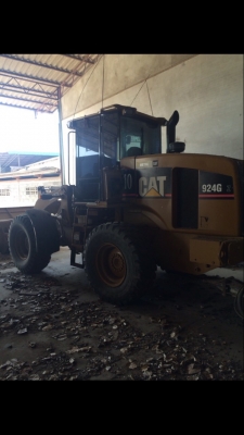 ขายรถตักล้อยาง CAT 924G เอกสารเล่มทะเบียน ราคา 1100000