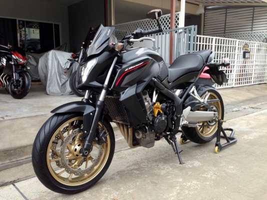 ((ดาวน์44000))ขาย CB650f ปี2014 สภาพสวย ท่อสูตร ล้อทอง ราคา244000บาท(รับเทริ์น) ((ดาวน์44000))ขาย CB650f ปี2014 สภาพสวย ท่อสูตร ล้อทอง ราคา244000บาท(รับเทริ์น)