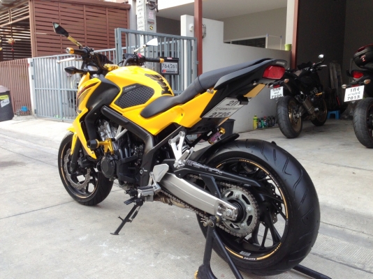 ((ดาวน์ 39000 )) ขาย CB650f ปี2014 สีเหลือง ท่อสูตร ราคา239000บาท(รับเทริ์น)