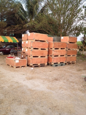 ขายลังไม้ไว้แพ๊คของครับ