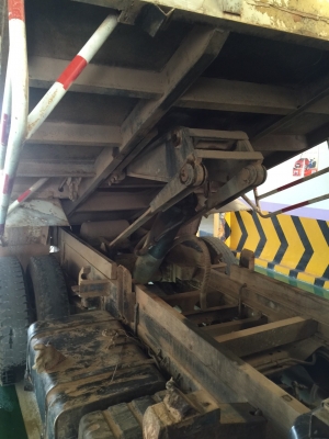 ขายหกล้อดัมพ์ สภาพพร้อมใช้ ราคา530000