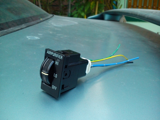สวิตช์ AIRPURIFER ของรถ TOYOTA