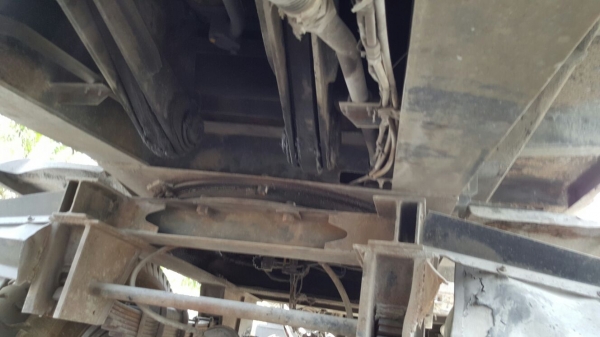 ขายหางพ่วง  สามมิต  2  เพลา. ปี 49  ( มีขาย 4 หาง. )   สนใจติดต่อ  081 - 6079515