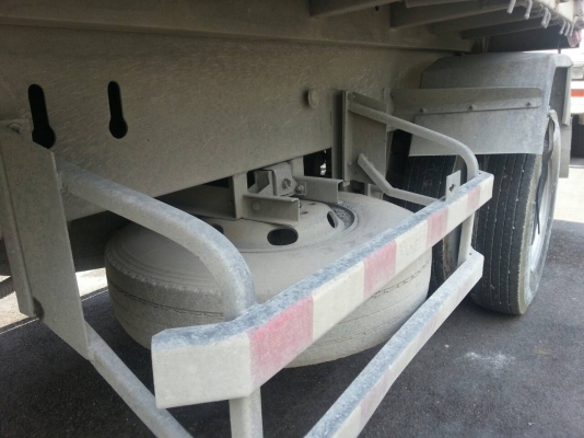 ขายหางพ่วง  สามมิต  2  เพลา. ปี 49  ( มีขาย 4 หาง. )   สนใจติดต่อ  081 - 6079515